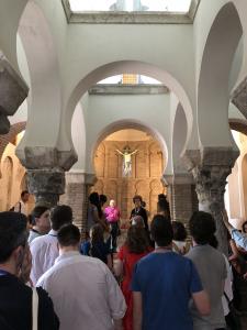 ISM students and faculty marvel at the mosque-turned-church, La Iglesia de Santa Cruz