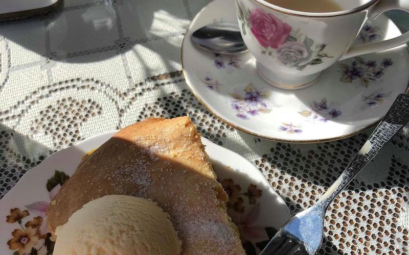 Tea and Apple Pie from Clarinda's on the Royal Mile, Edinburgh, UK