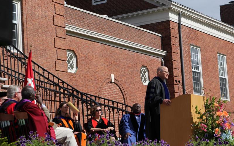 2016 graduation speaker