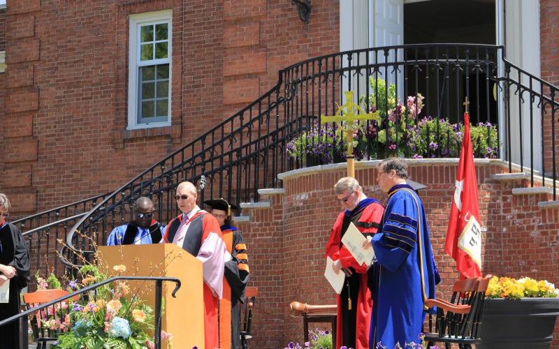 2016 graduation speaker