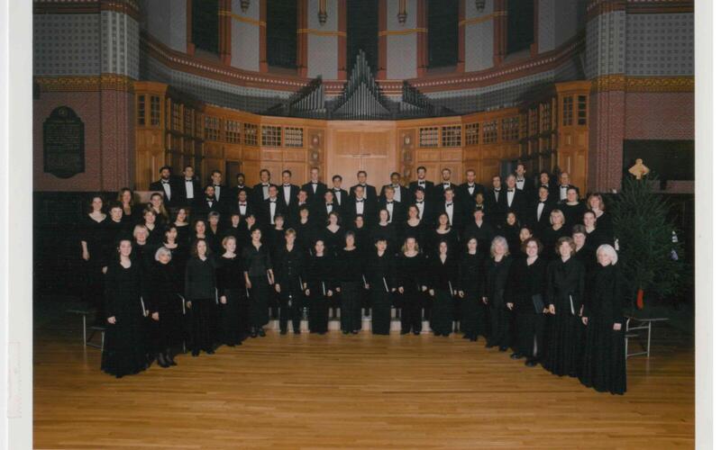 Camerata poses before a concert in Battell Chapel, circa 2000