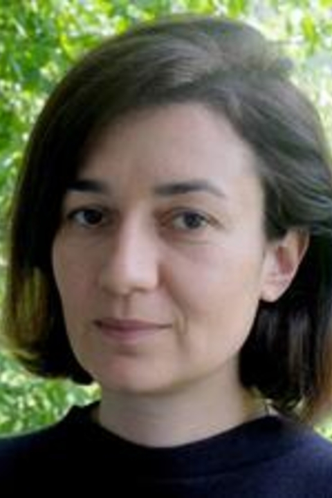 Adriana Sarbova headshot