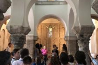 ISM students and faculty marvel at the mosque-turned-church, La Iglesia de Santa Cruz