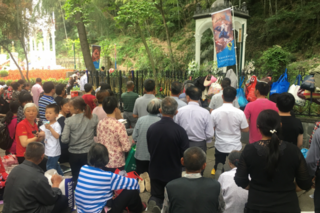 Shanghai Catholics of all ages at Sheshan