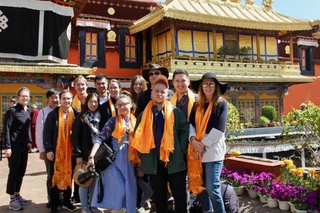 Yale students and professors together after a visit to the Jokhang Temple