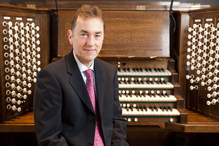 Thomas Trotter at organ