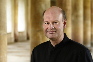 Stephen Layton, conductor