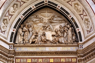 Carving of the resurrection