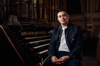 Alexander Straus-Fausto, organist