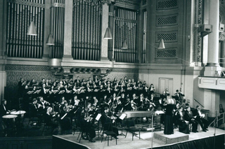 Camerata performs Haydn’s Creation in Woolsey Hall, circa 1990