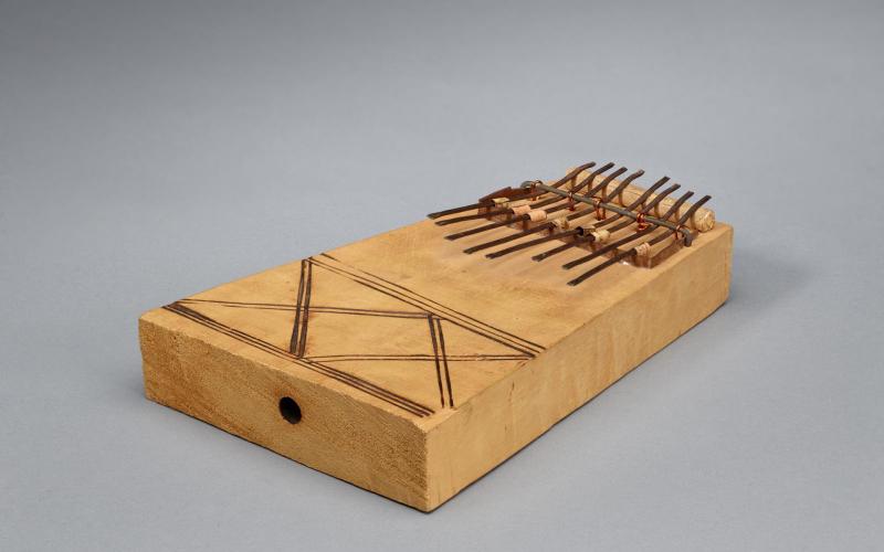 Sansa,Yale Collection of Musical Instruments