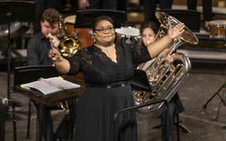 Dr. Felicia Barber, conductor, Yale Camerata